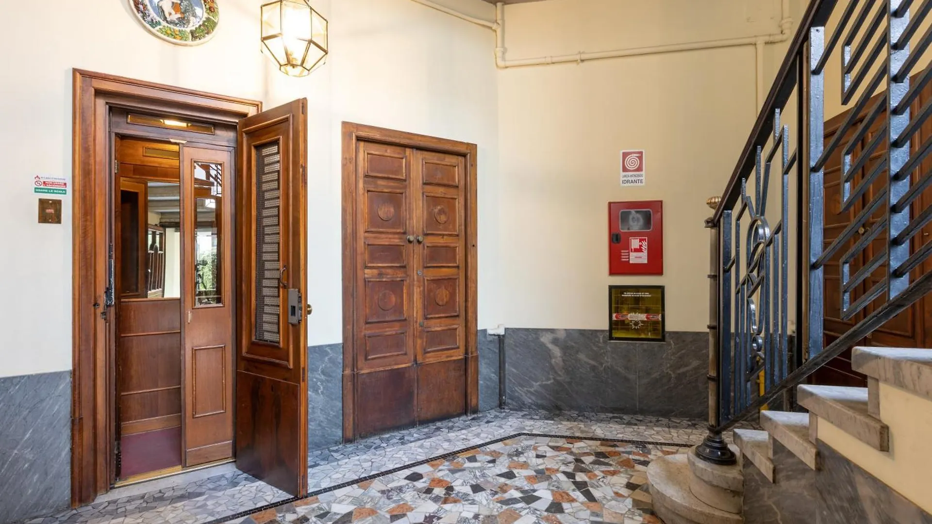 One Bedroom Apartment Of Comfort And Style In The Heart Of Milan
