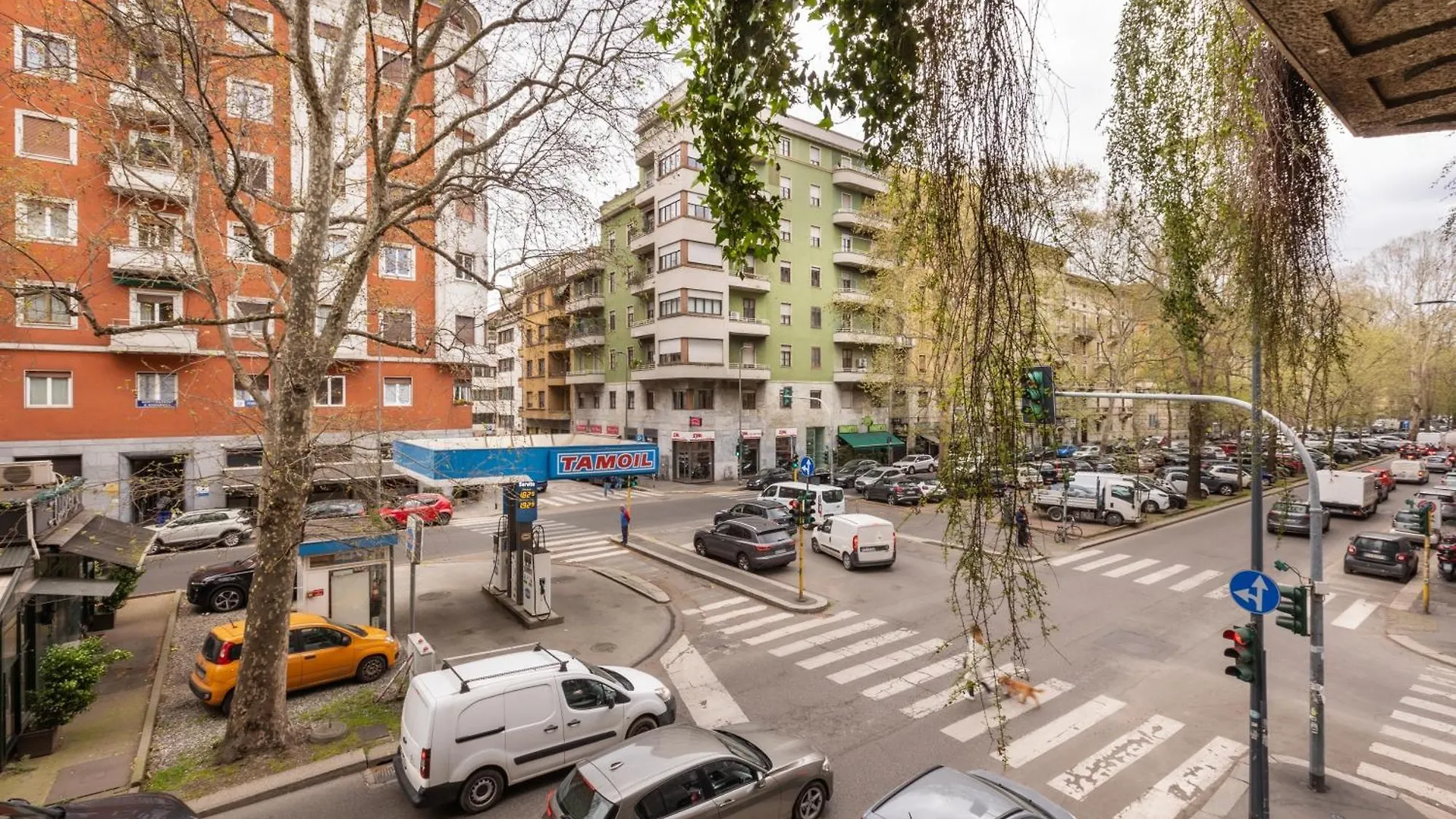 One Bedroom Apartment Of Comfort And Style In The Heart Of Milano